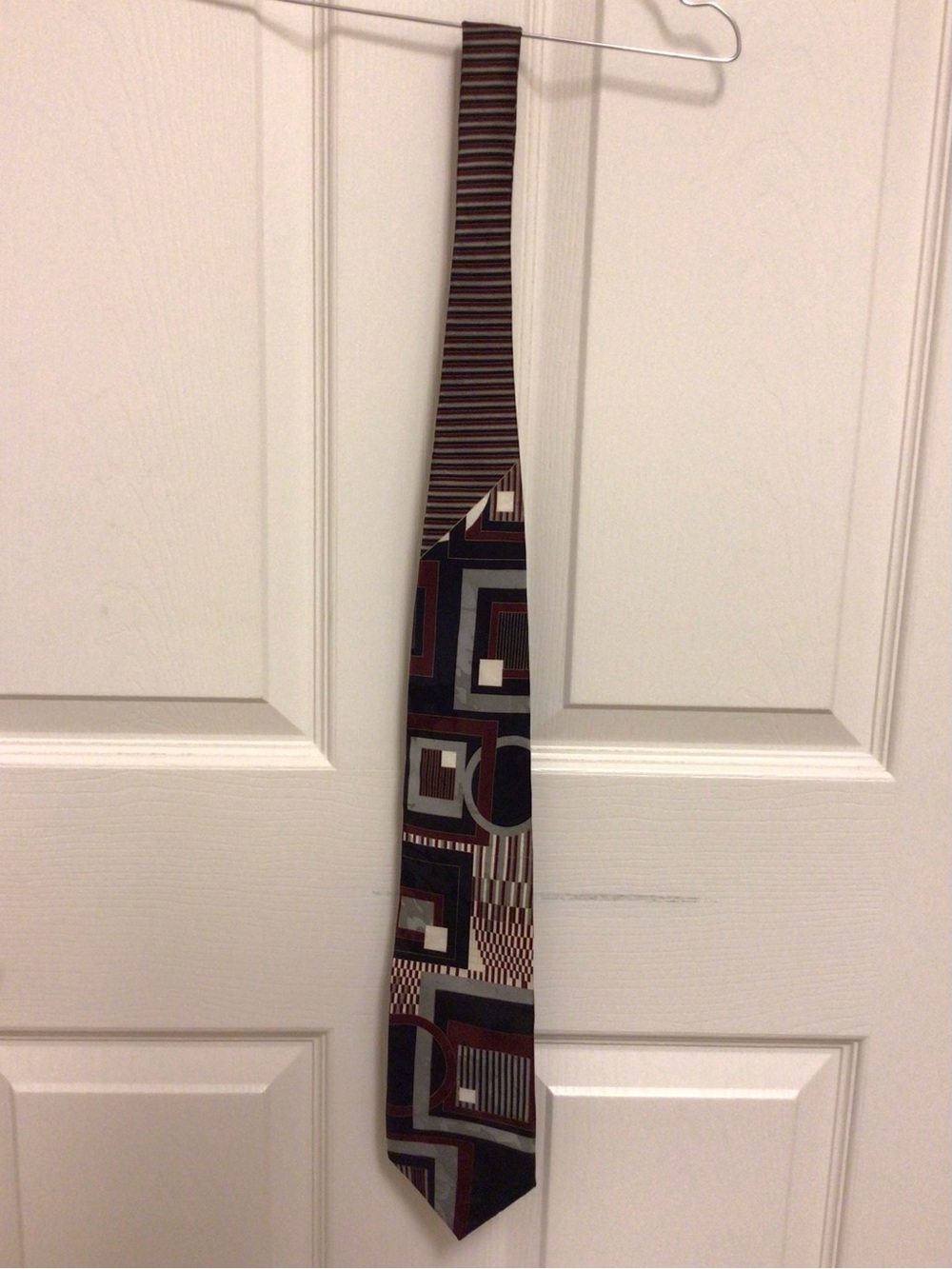 VTG Henry Grethel 100% Italian Silk Geometric Graphic Necktie Burgundy Gray